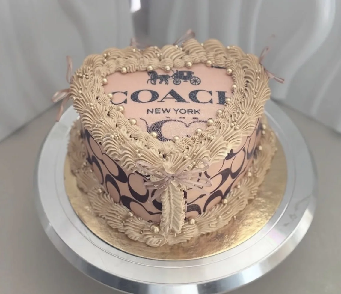 Heart cake