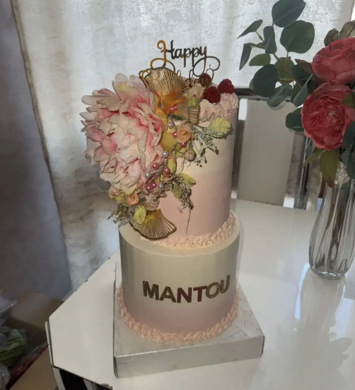 Pièce montée avec Fleurs